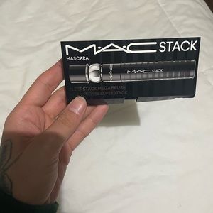 MAC mascara